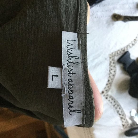 new without tags Button up peplum blouse - Picture 2 of 4